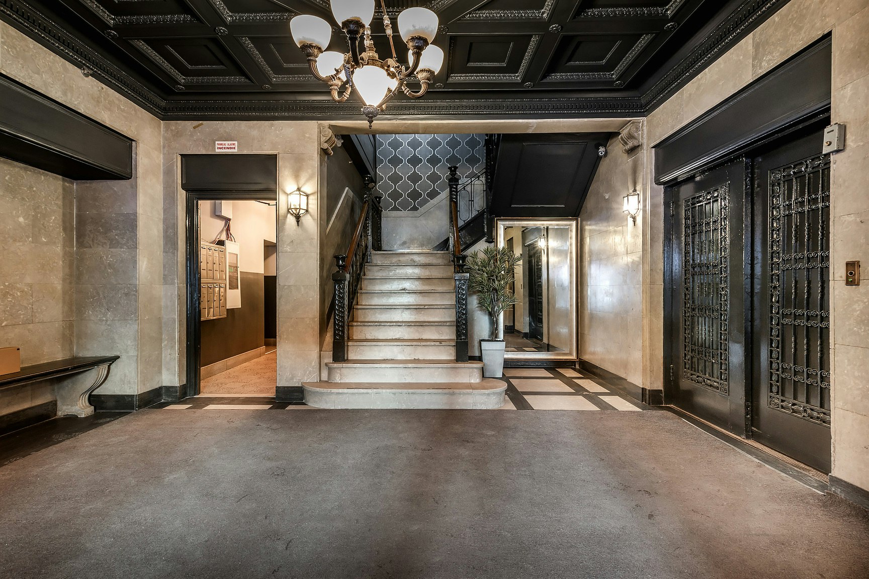 060-418 Claremont Avenue, Westmount, QC, H3Y 2N2