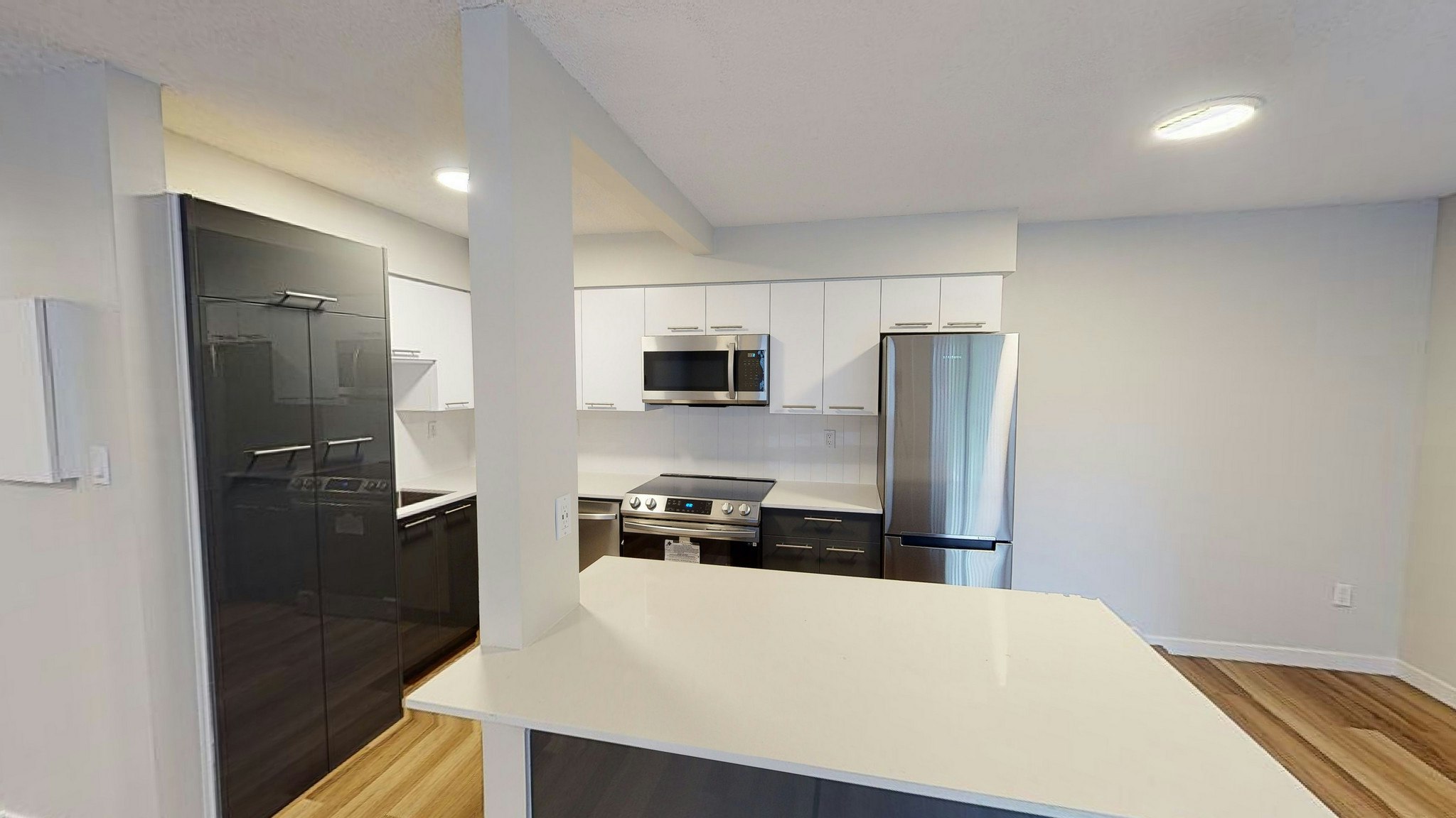 109-2244 West 6th Avenue, Vancouver, BC, V6K 1V8