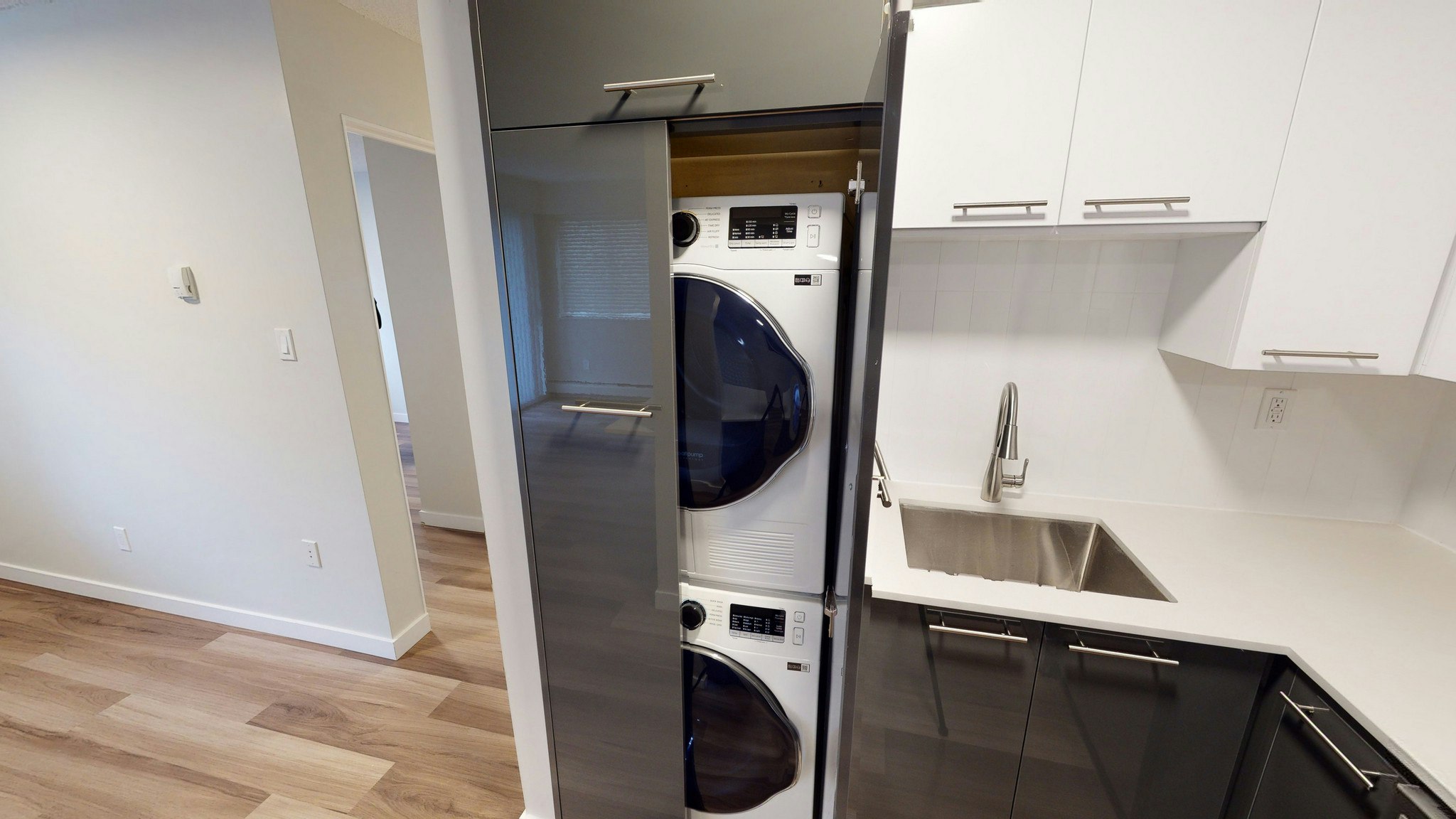 109-2244 West 6th Avenue, Vancouver, BC, V6K 1V8 - 2