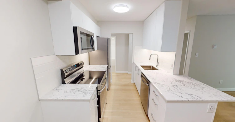 104-2183 West 44th Avenue, Vancouver, BC, V6M 2G4 - 2