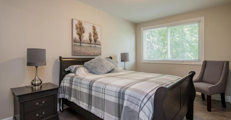 201-77 Manitou Crescent, Loyalist, ON, K7N 1B9 - 5