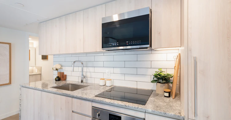 1102-510 Richards Street, Vancouver, BC, V6B 1T5 - 5