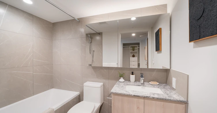 1102-510 Richards Street, Vancouver, BC, V6B 1T5 - 11