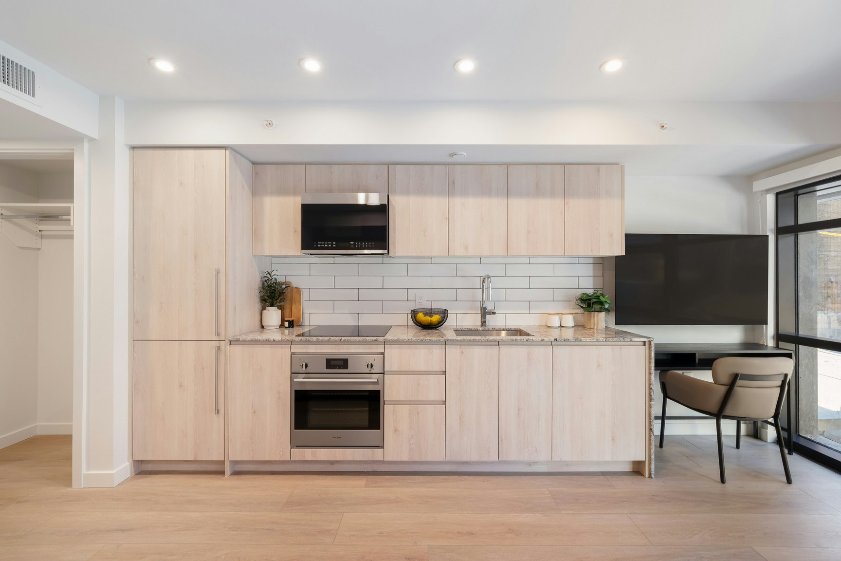 705-510 Richards Street, Vancouver, BC, V6B 1T5 - 5