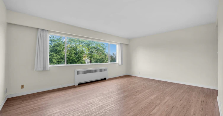 0103-1615 Vine Street, Vancouver, BC, V6K 3J3 - 4