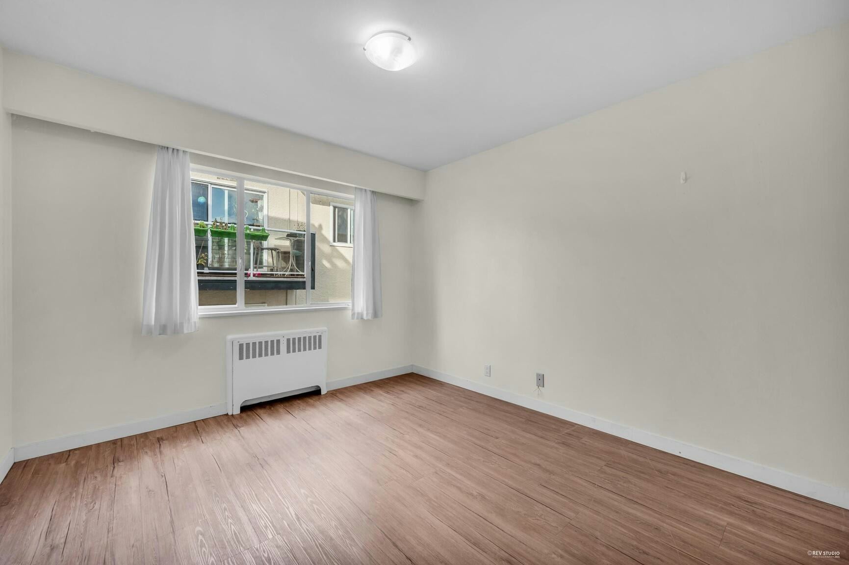 207-1615 Vine Street, Vancouver, BC, V6K 3J3 - 4