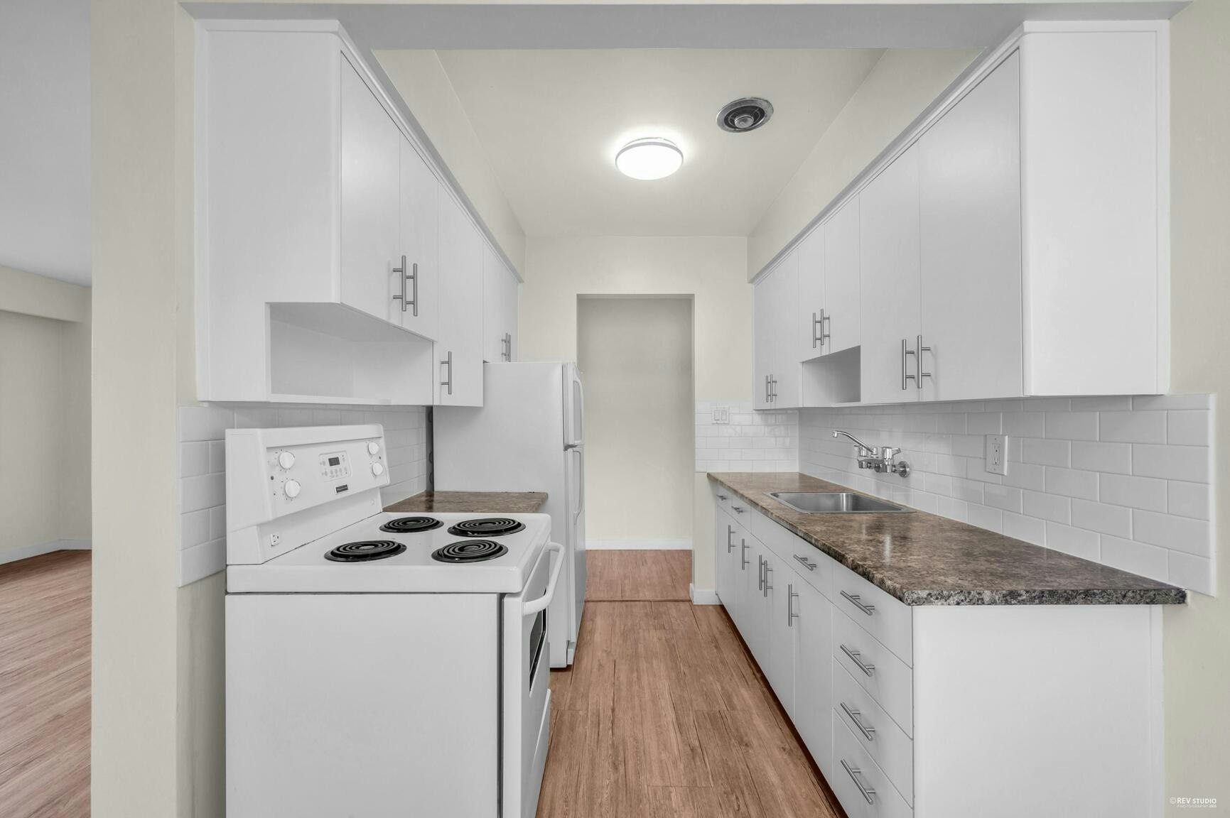207-1615 Vine Street, Vancouver, BC, V6K 3J3 - 6