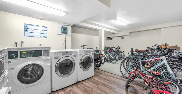 TEST_UNIT_8-1615 Vine Street, Vancouver, BC, V6K 3J3 - 5