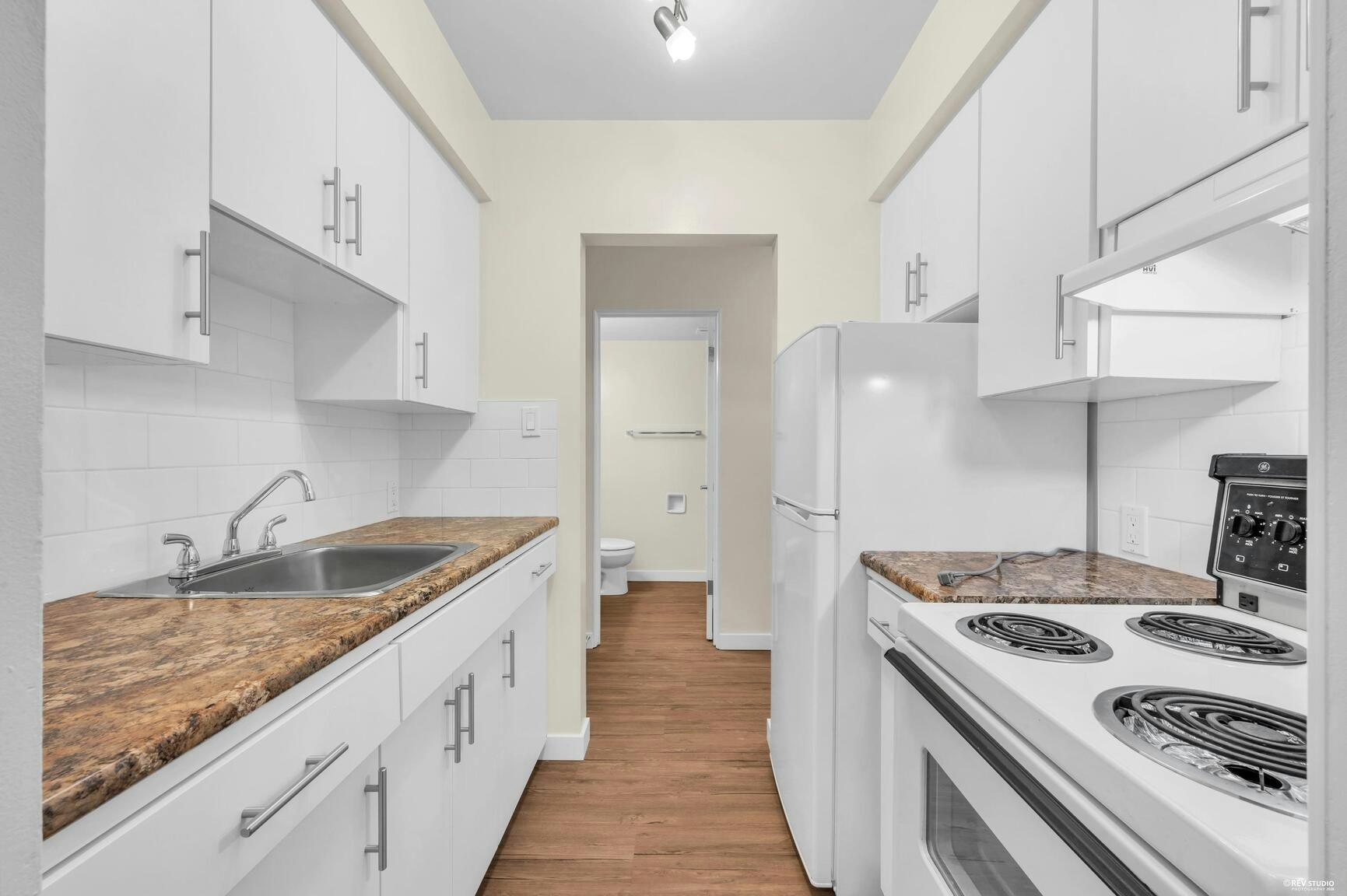 202-8655 Cartier Street, Vancouver, BC, V6P 4T9 - 16