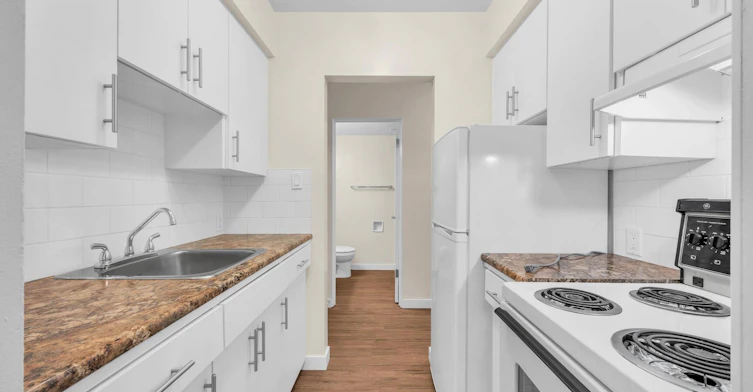 202-8655 Cartier Street, Vancouver, BC, V6P 4T9 - 16
