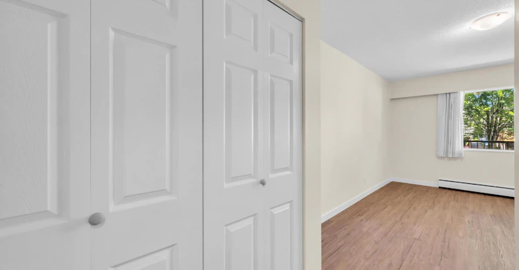 202-8655 Cartier Street, Vancouver, BC, V6P 4T9 - 4