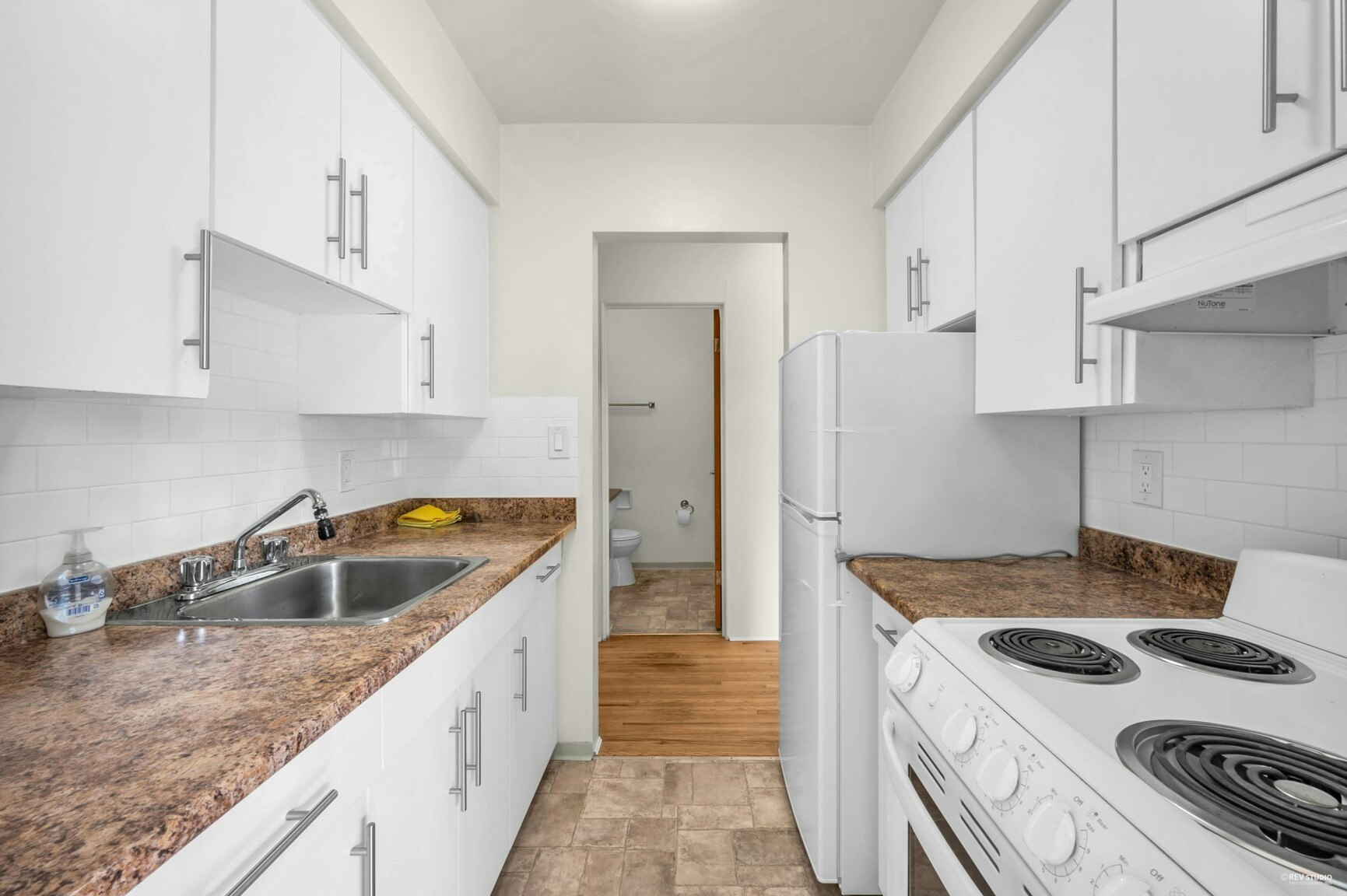 401-8655 Cartier Street, Vancouver, BC, V6P 4T9 - 8