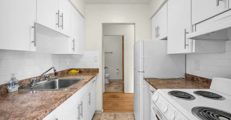 401-8655 Cartier Street, Vancouver, BC, V6P 4T9 - 8