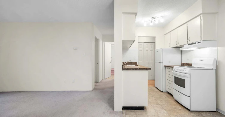 0319-6044 Wilson Avenue, Burnaby, BC, V5H 2R7 - 4