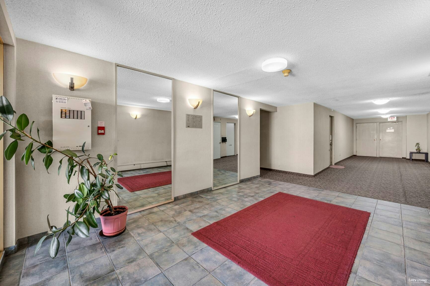 104-6044 Wilson Avenue, Burnaby, BC, V5H 2R7 - 3