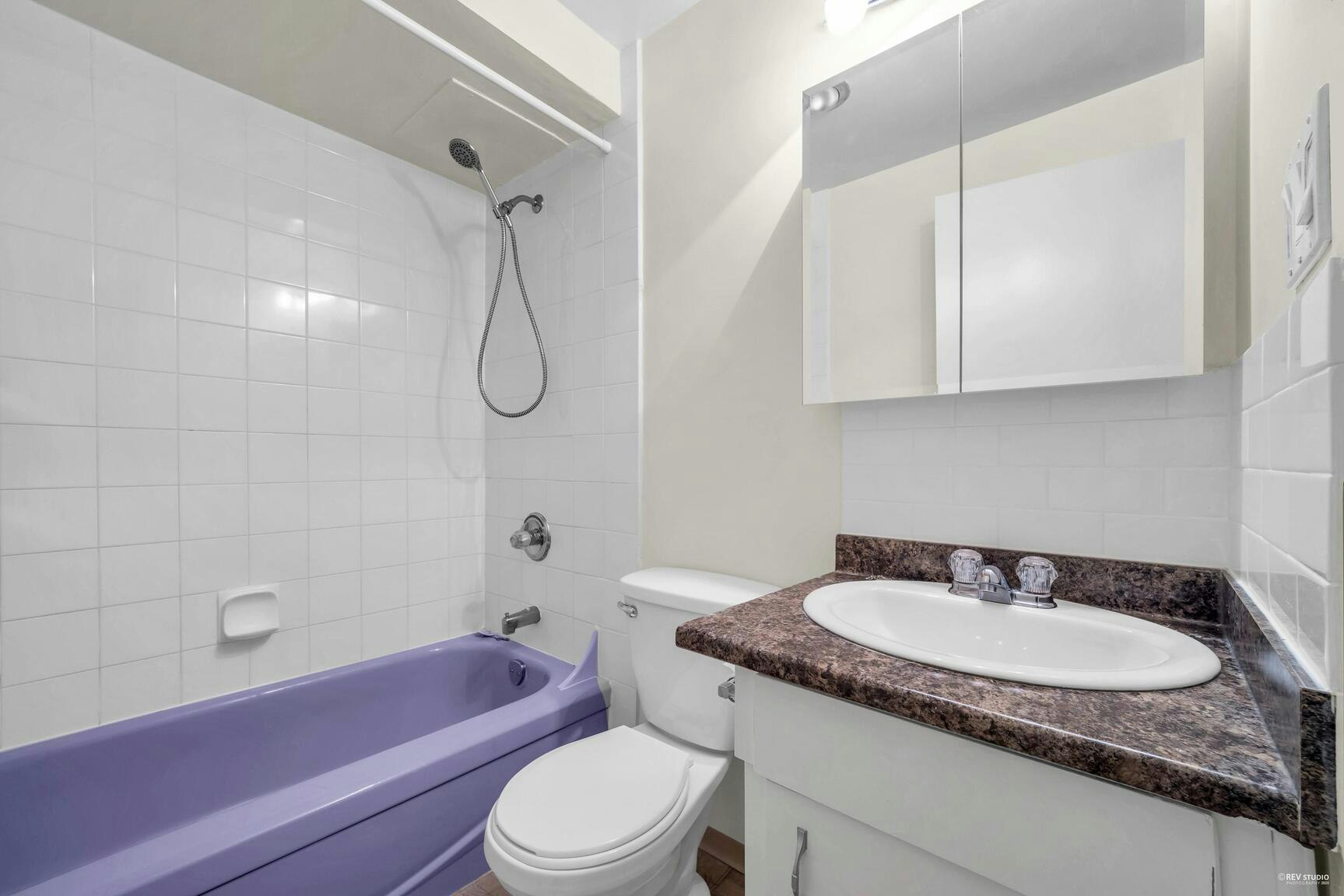 104-6044 Wilson Avenue, Burnaby, BC, V5H 2R7 - 3