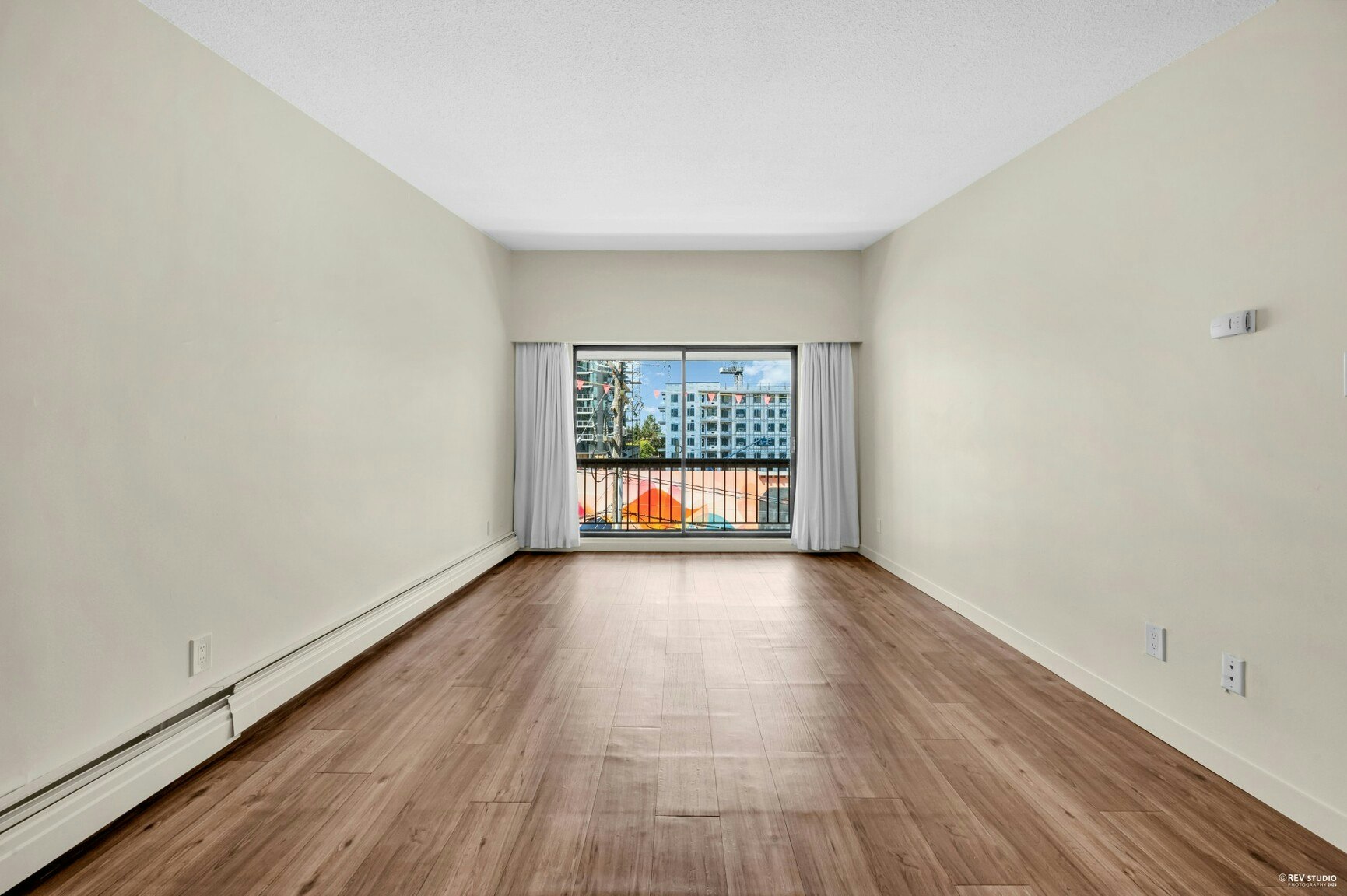 307-6044 Wilson Avenue, Burnaby, BC, V5H 2R7 - 6