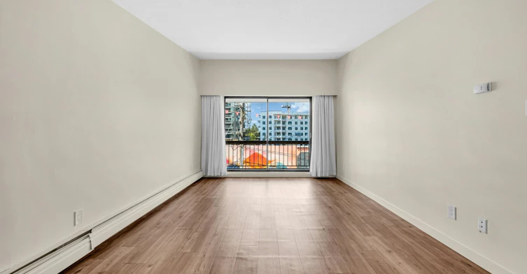 307-6044 Wilson Avenue, Burnaby, BC, V5H 2R7 - 6