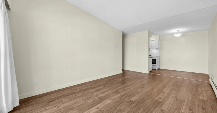 307-6044 Wilson Avenue, Burnaby, BC, V5H 2R7 - 4