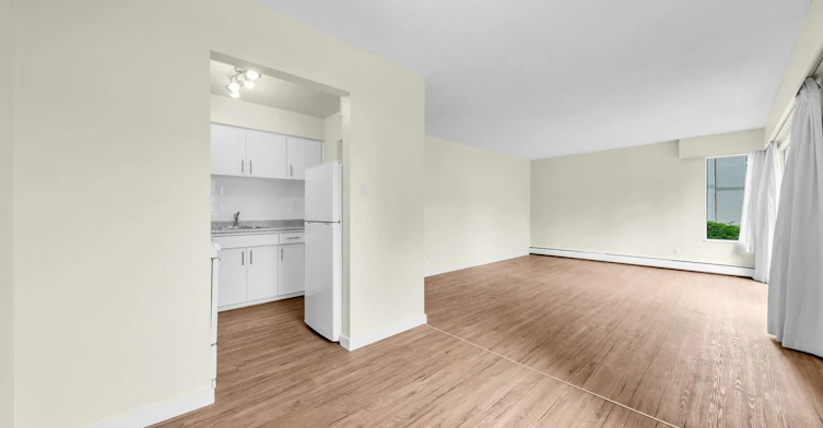0206-1655 Chesterfield Avenue, North Vancouver, BC, V7N 2N8 - 8