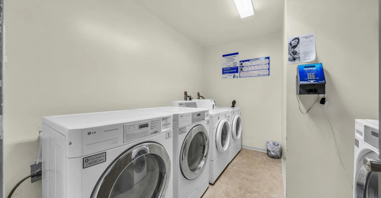 0206-1655 Chesterfield Avenue, North Vancouver, BC, V7N 2N8 - 6