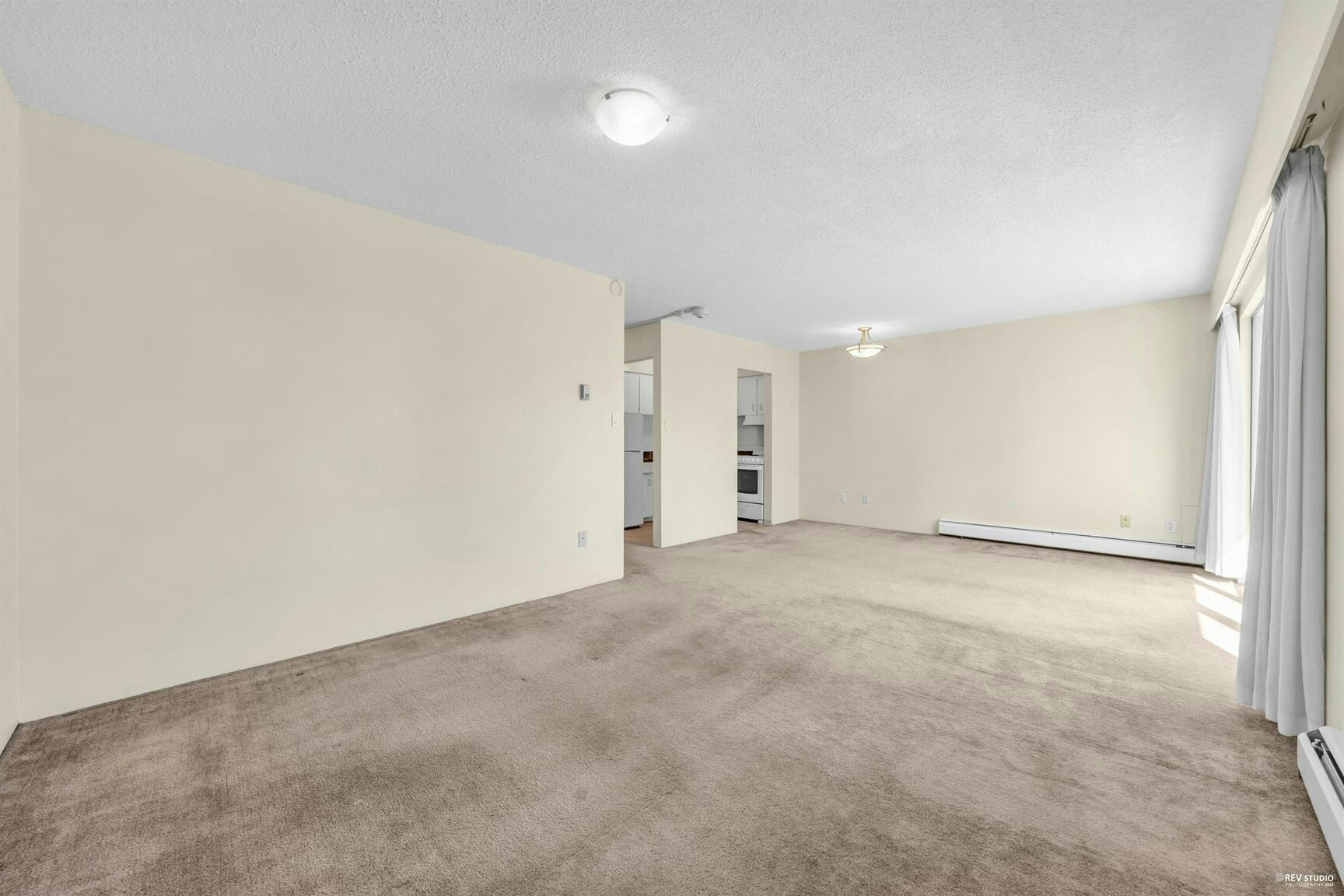 109-1655 Chesterfield Avenue, North Vancouver, BC, V7N 2N8