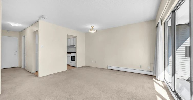 109-1655 Chesterfield Avenue, North Vancouver, BC, V7N 2N8 - 3