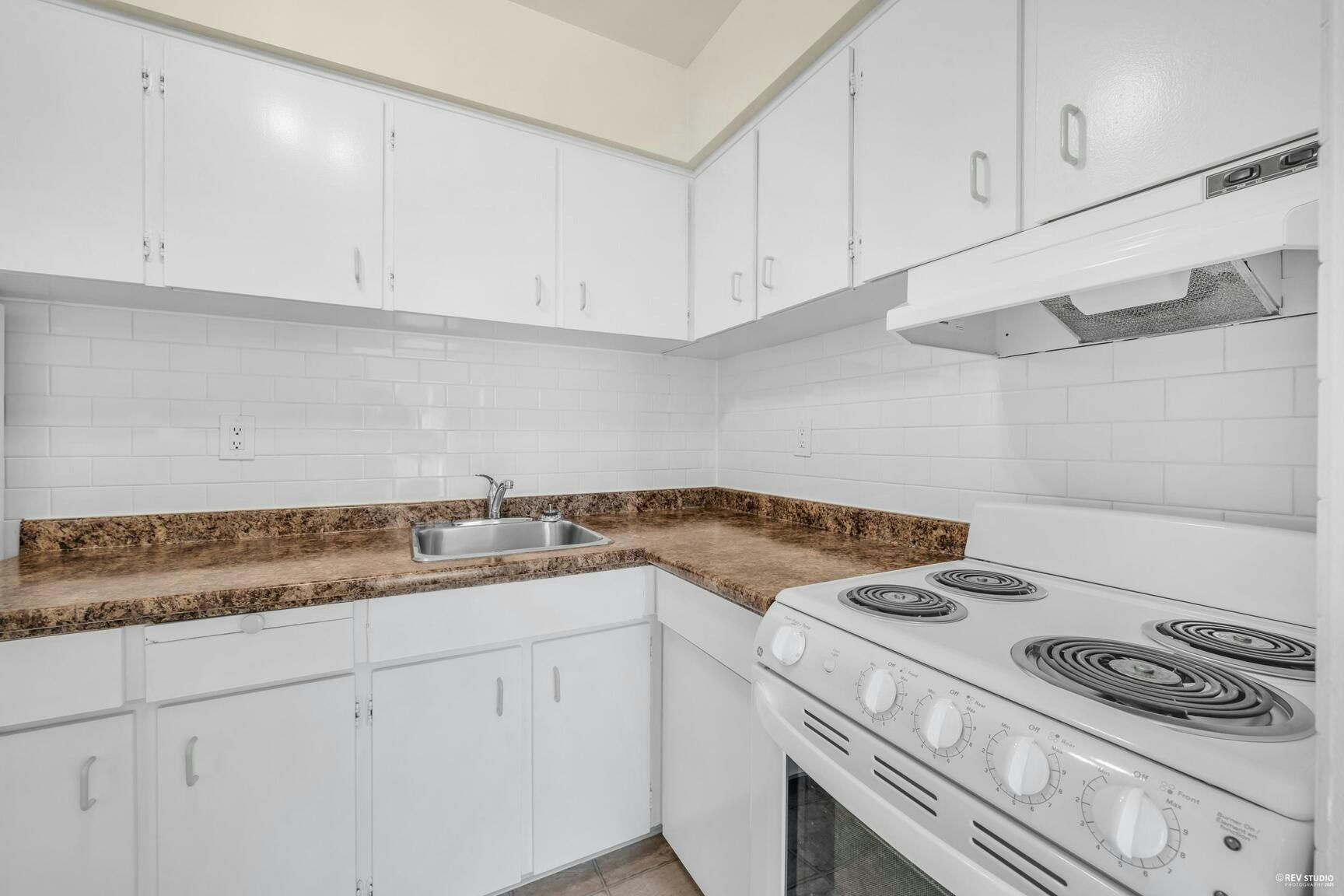 109-1655 Chesterfield Avenue, North Vancouver, BC, V7N 2N8 - 7