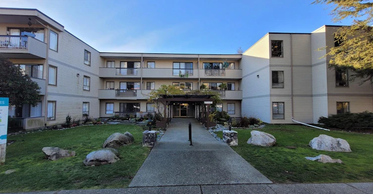 205-1655 Chesterfield Avenue, North Vancouver, BC, V7N 2N8