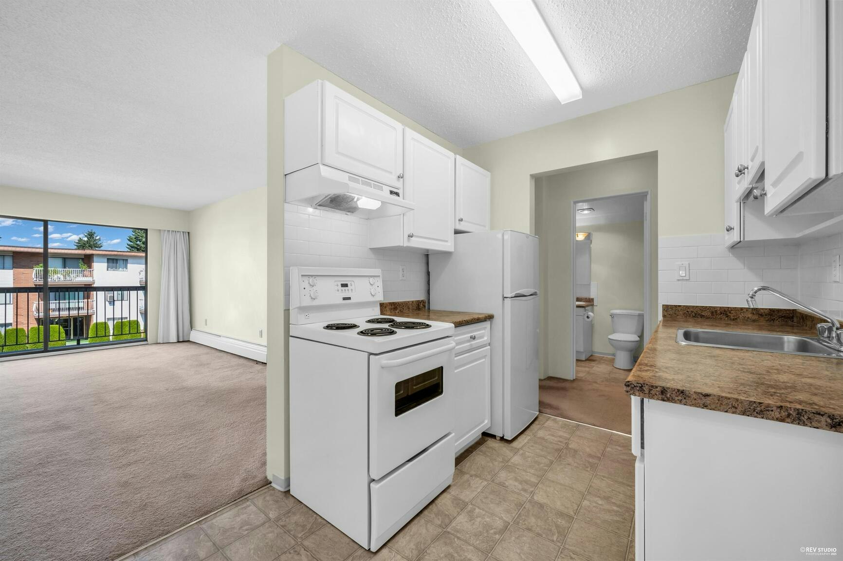 107-5130 Irving Street, Burnaby, BC, V5H 1T7 - 2