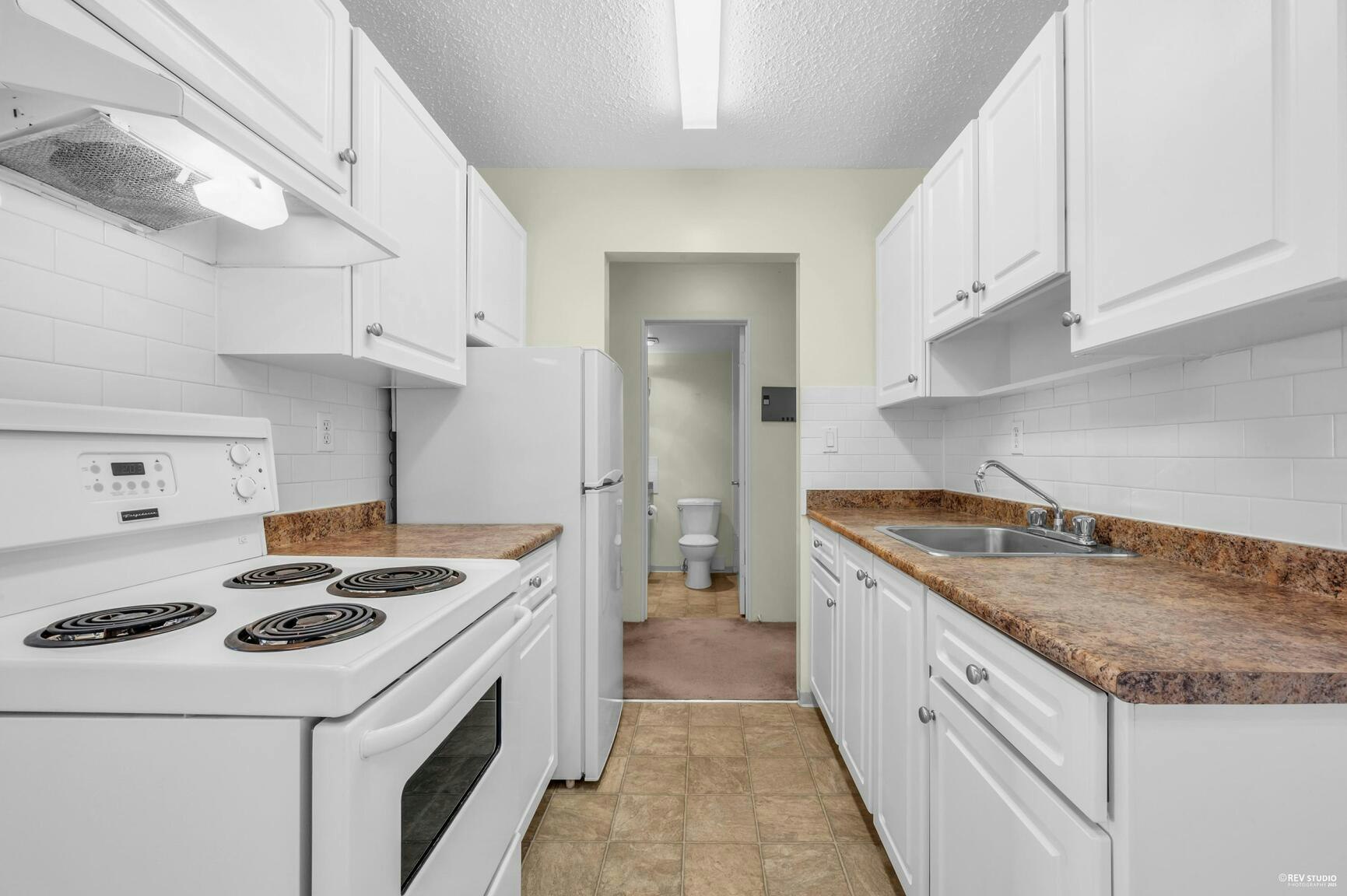 107-5130 Irving Street, Burnaby, BC, V5H 1T7 - 3
