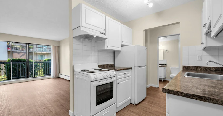 206-5130 Irving Street, Burnaby, BC, V5H 1T7 - 10