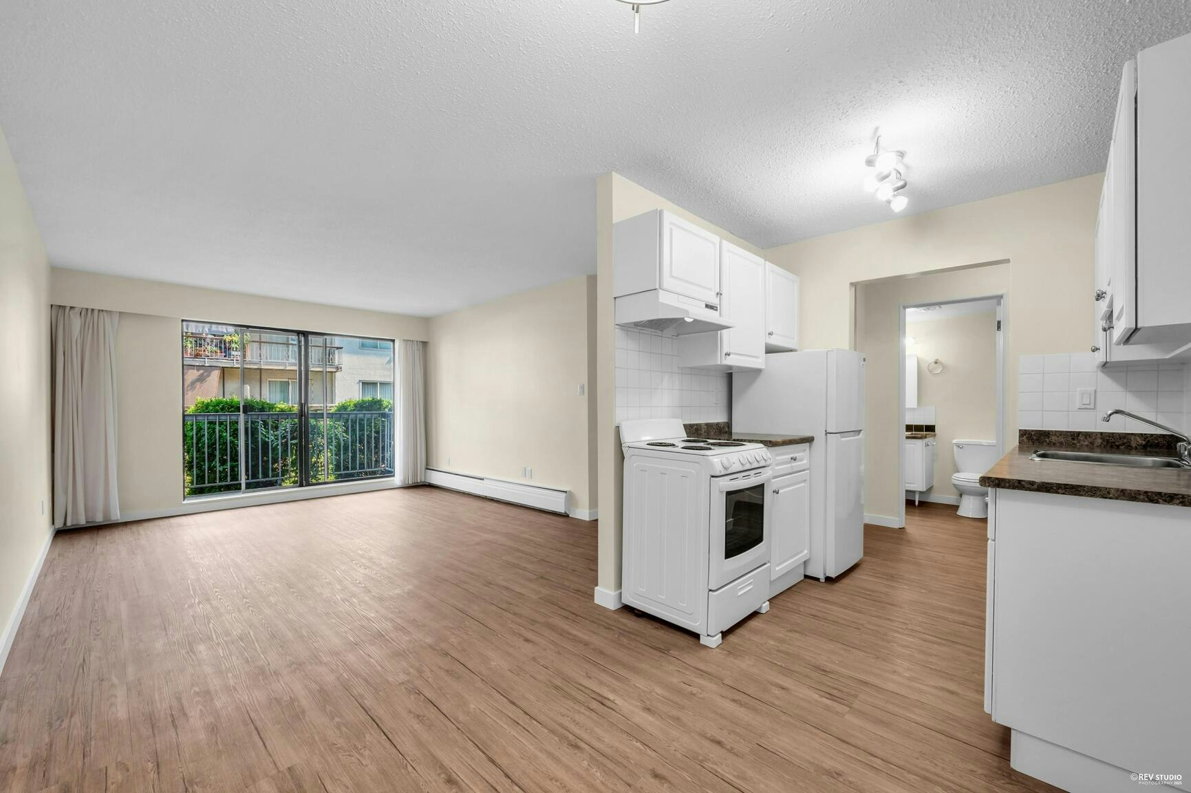 206-5130 Irving Street, Burnaby, BC, V5H 1T7 - 8
