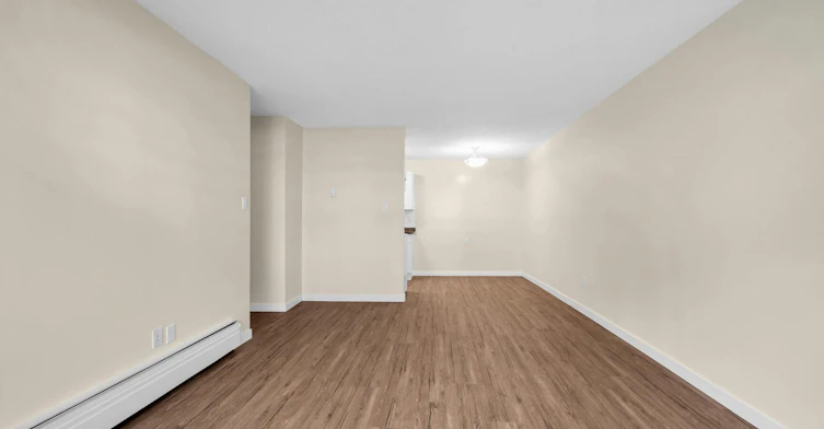 206-5130 Irving Street, Burnaby, BC, V5H 1T7 - 2