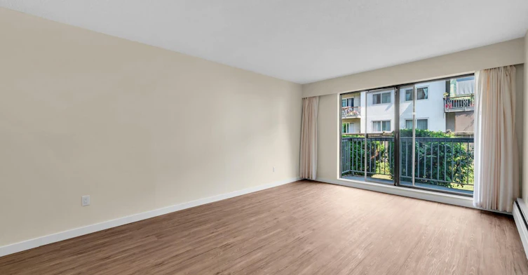 206-5130 Irving Street, Burnaby, BC, V5H 1T7 - 4