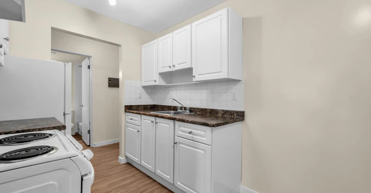 206-5130 Irving Street, Burnaby, BC, V5H 1T7 - 9