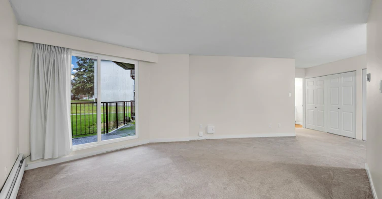 102-7191 Barnet Road, Burnaby, BC, V5A 1E1 - 3
