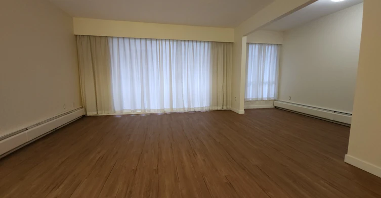 0301-210 West 16th Street, North Vancouver, BC, V7M 1T6 - 3