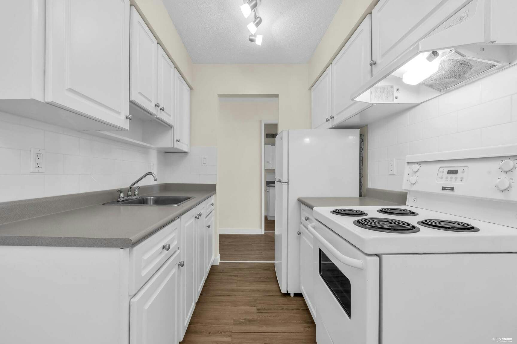 0310-210 West 16th Street, North Vancouver, BC, V7M 1T6 - 11