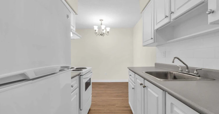 0310-210 West 16th Street, North Vancouver, BC, V7M 1T6 - 14