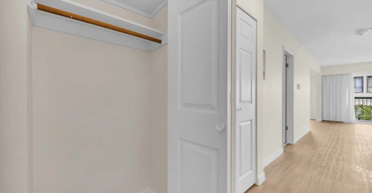0310-210 West 16th Street, North Vancouver, BC, V7M 1T6 - 2