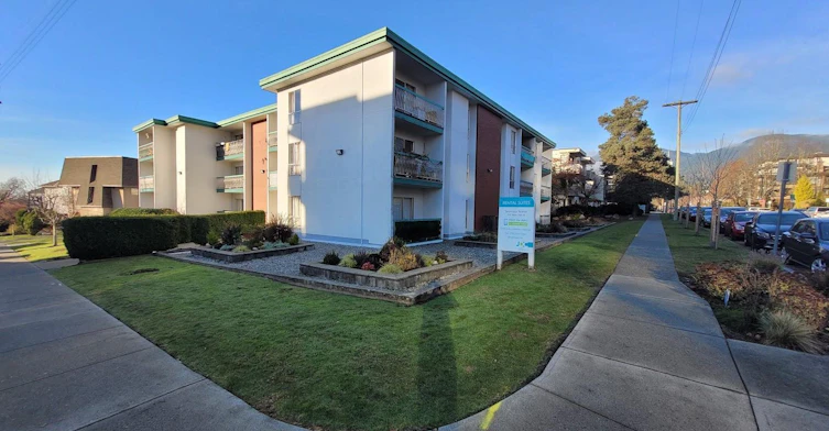 310-210 West 16th Street, North Vancouver, BC, V7M 1T6