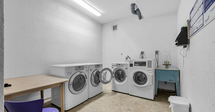 310-210 West 16th Street, North Vancouver, BC, V7M 1T6 - 3
