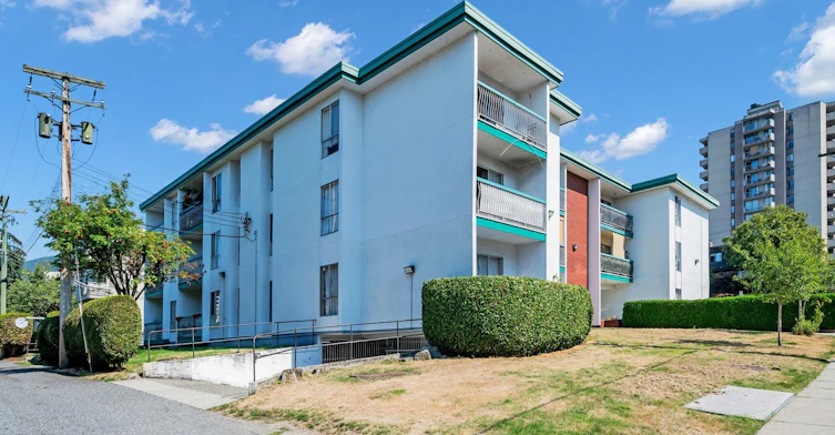 310-210 West 16th Street, North Vancouver, BC, V7M 1T6 - 6