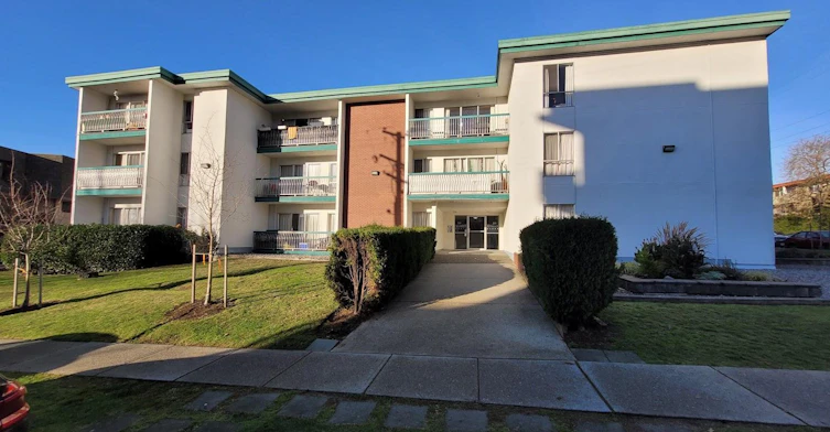 310-210 West 16th Street, North Vancouver, BC, V7M 1T6 - 4