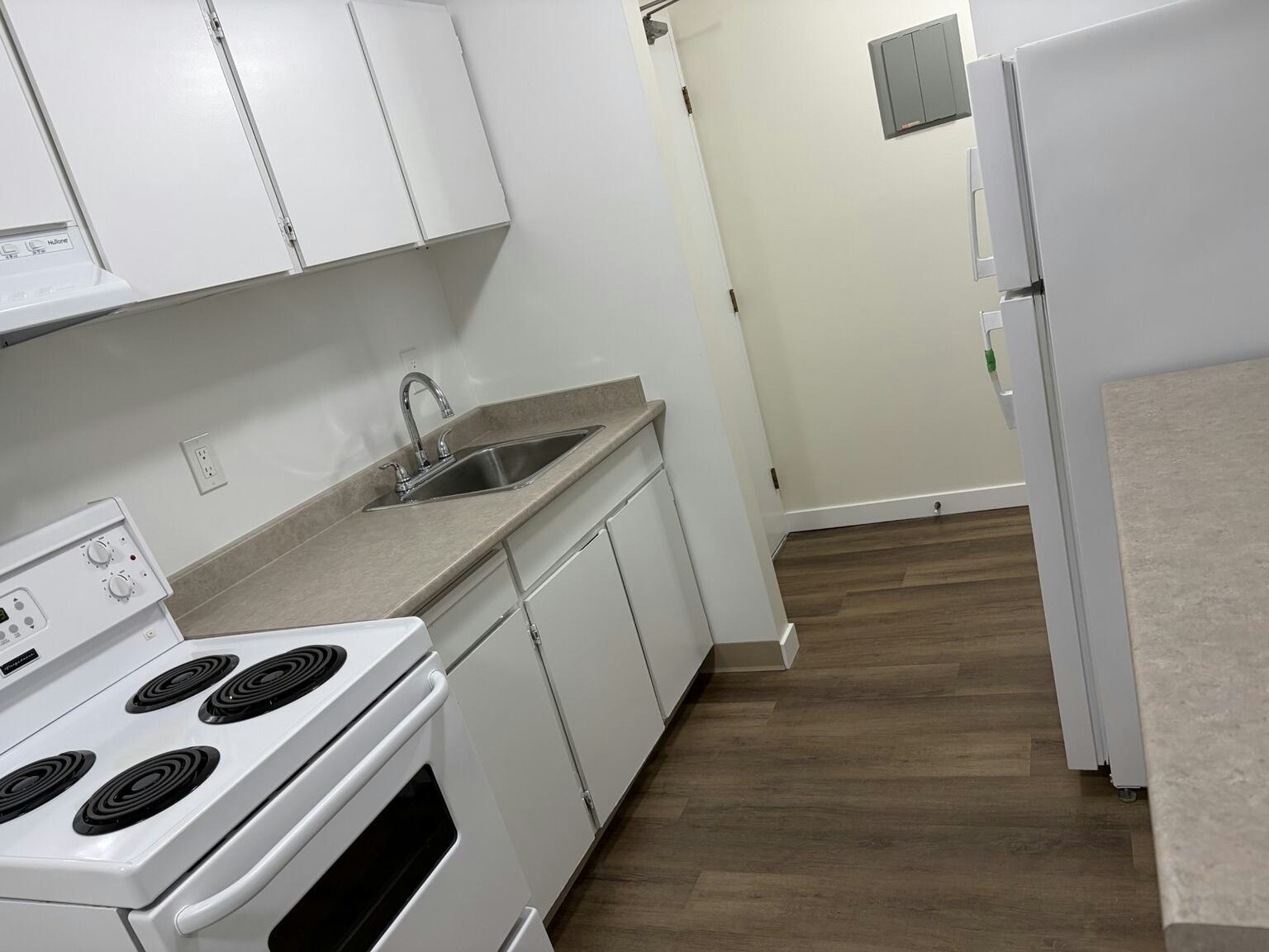 202-8351 Bennett Road, Richmond, BC, V6Y 1N4 - 2