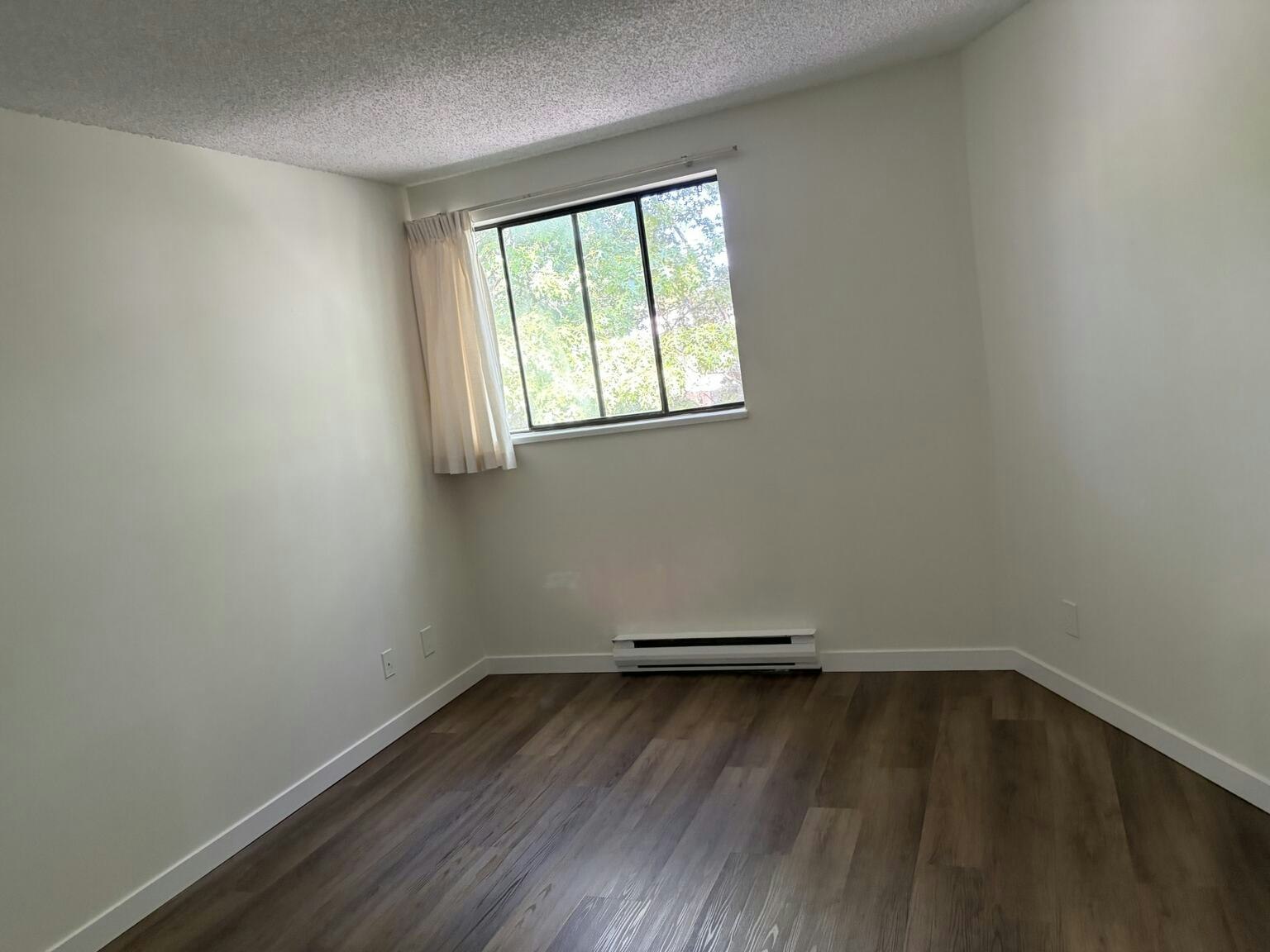 202-8351 Bennett Road, Richmond, BC, V6Y 1N4 - 3