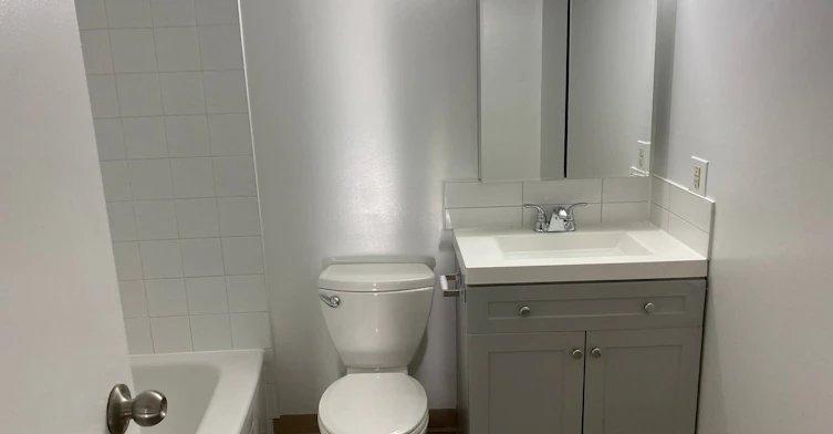 306-8351 Bennett Road, Richmond, BC, V6Y 1N4 - 3