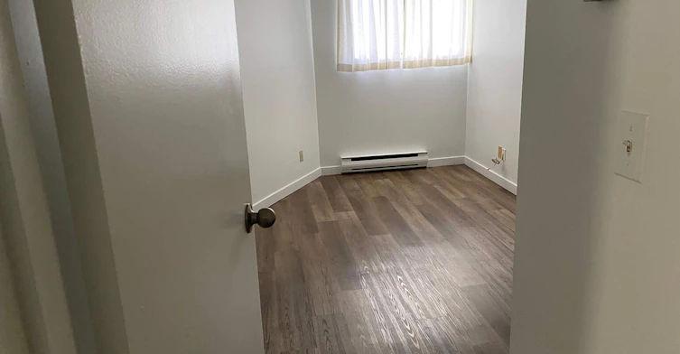 306-8351 Bennett Road, Richmond, BC, V6Y 1N4 - 5