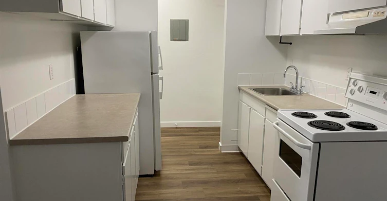 202-8351 Bennett Road, Richmond, BC, V6Y 1N4 - 2